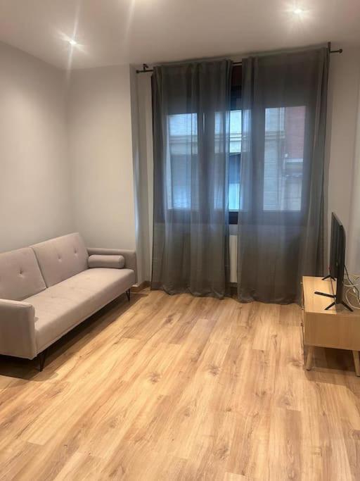 Apartment Coqueto Cerca Del Casco Viejo Con Garaje Gratis *