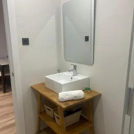Coqueto Apartamento Cerca Del Casco Viejo Con Garaje Gratis Bilbao Exterior photo