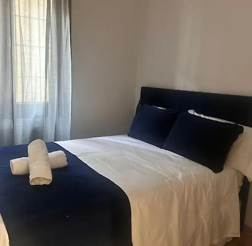 Coqueto Apartamento Cerca Del Casco Viejo Con Garaje Gratis